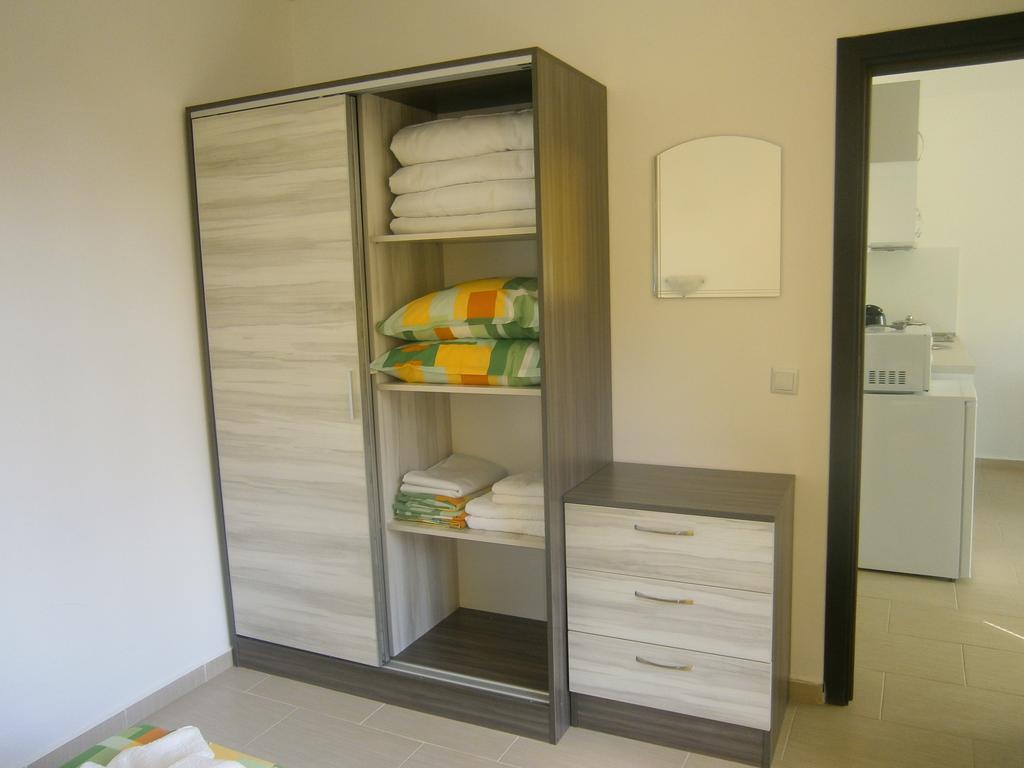 Anna Marina Apartments Sveti Vlas Phòng bức ảnh