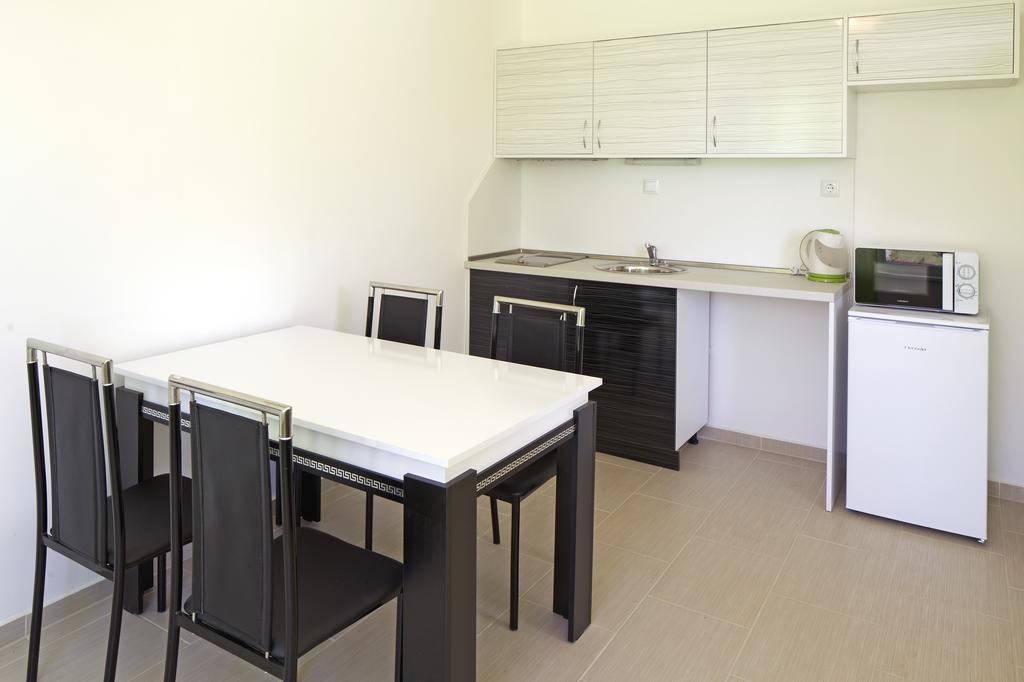 Anna Marina Apartments Sveti Vlas Ngoại thất bức ảnh