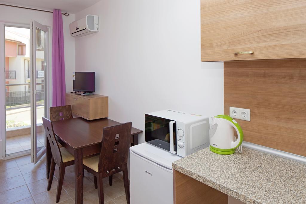 Anna Marina Apartments Sveti Vlas Ngoại thất bức ảnh