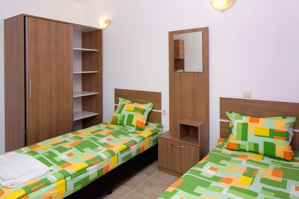 Anna Marina Apartments Sveti Vlas Ngoại thất bức ảnh