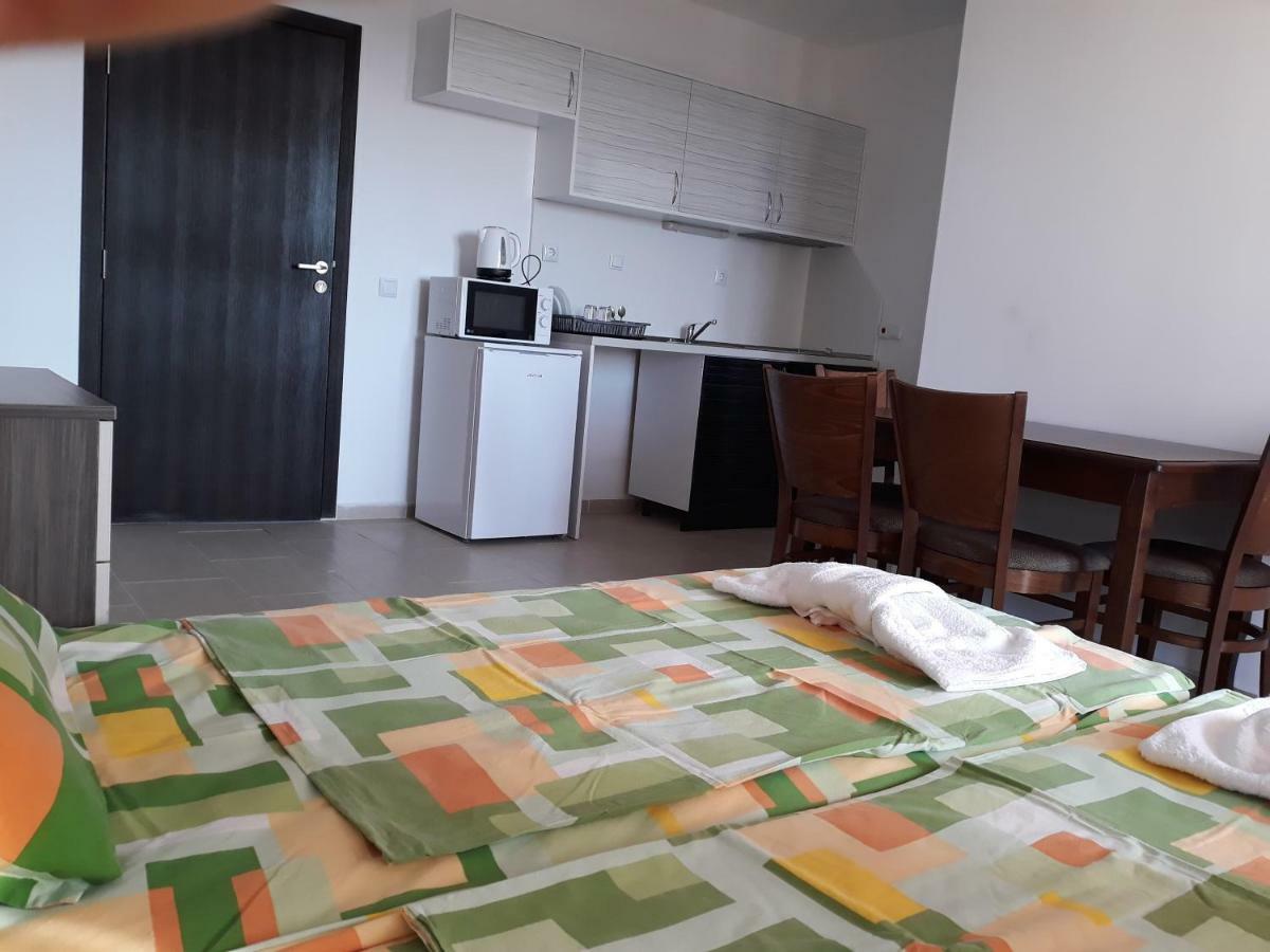 Anna Marina Apartments Sveti Vlas Ngoại thất bức ảnh