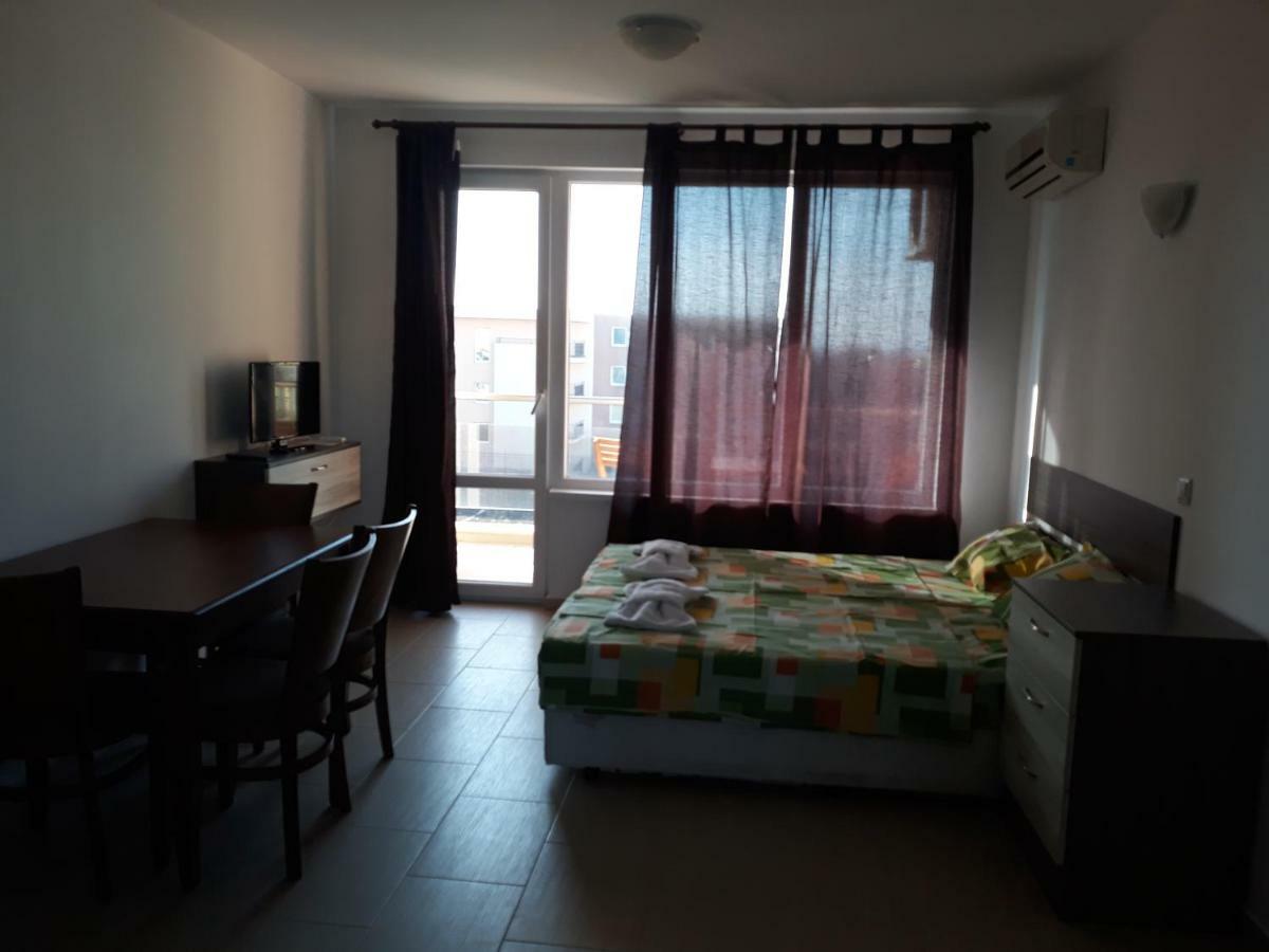 Anna Marina Apartments Sveti Vlas Ngoại thất bức ảnh