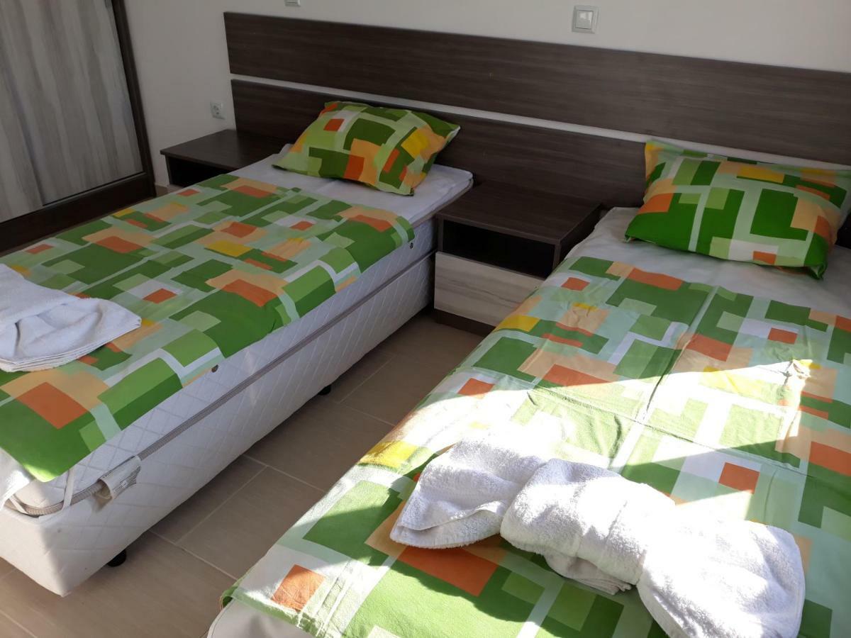 Anna Marina Apartments Sveti Vlas Ngoại thất bức ảnh