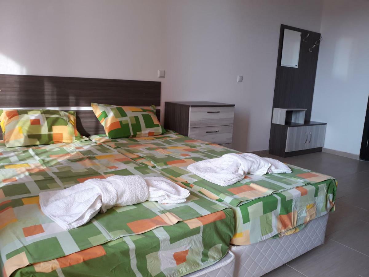 Anna Marina Apartments Sveti Vlas Ngoại thất bức ảnh