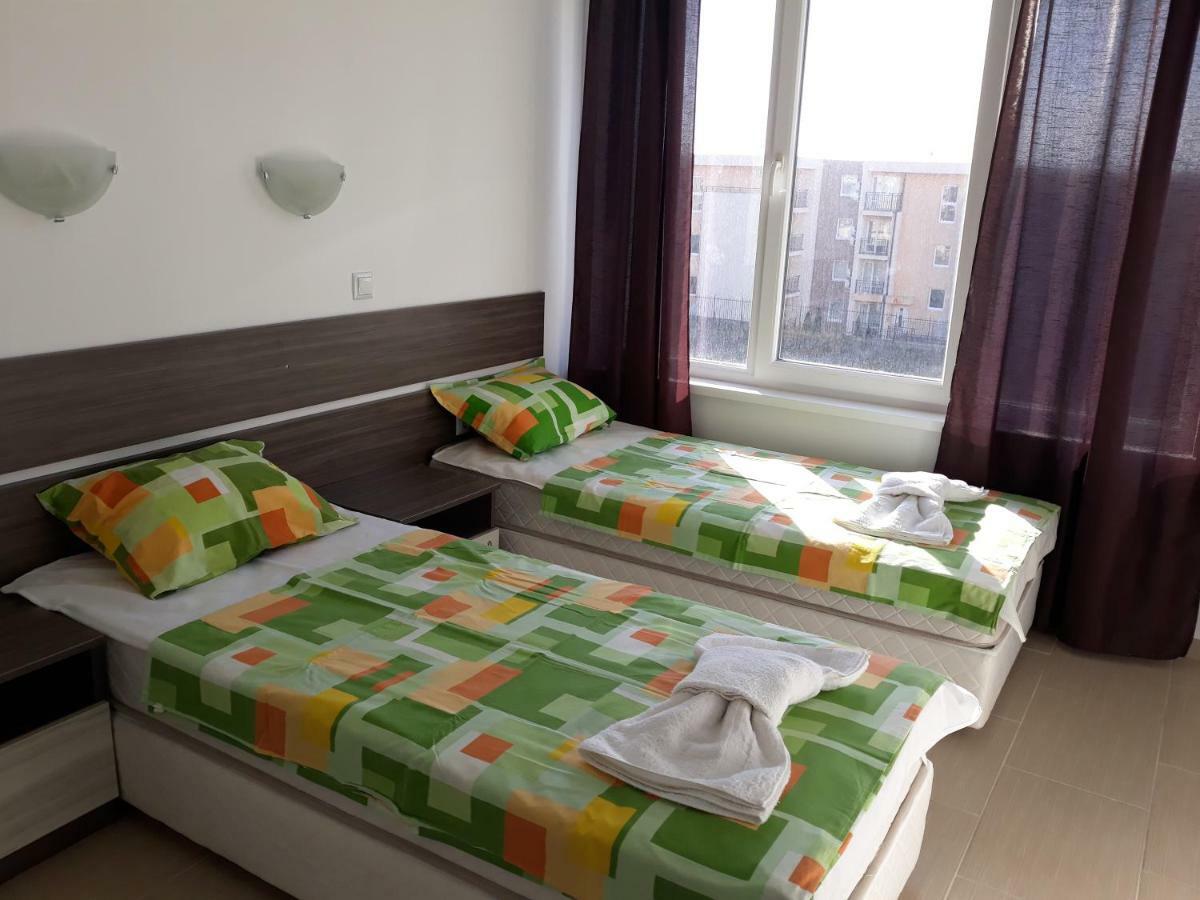 Anna Marina Apartments Sveti Vlas Ngoại thất bức ảnh